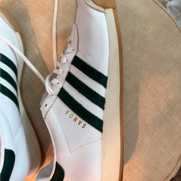 Adidas Men's White and Green Samoa - Picture 4 of 5